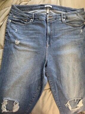 Good American Good Legs Distressed Jeans